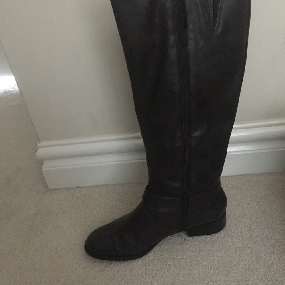 Never been worn Alfani leather boots! - Picture 4 of 5
